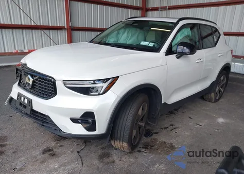 2024 Volvo Xc40 B5 Plus Dark Theme from USA, damaged, VIN YV4L12UL4R2358842